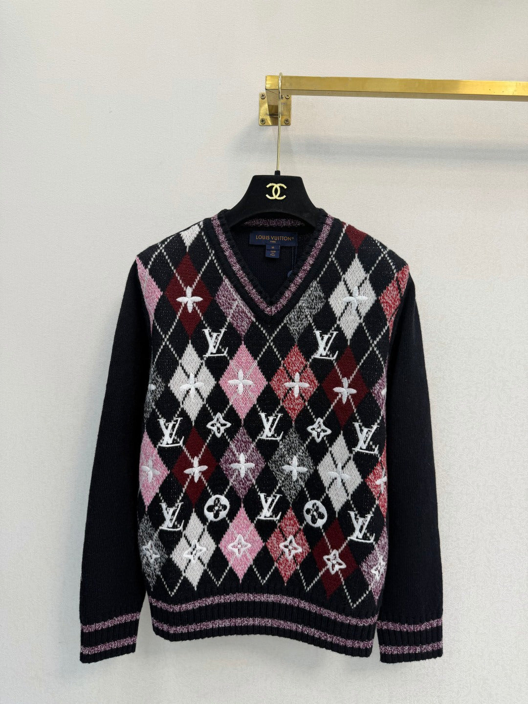 LV 26S V-Neck Argyle Knit Sweater Multicolor Wool 433756
