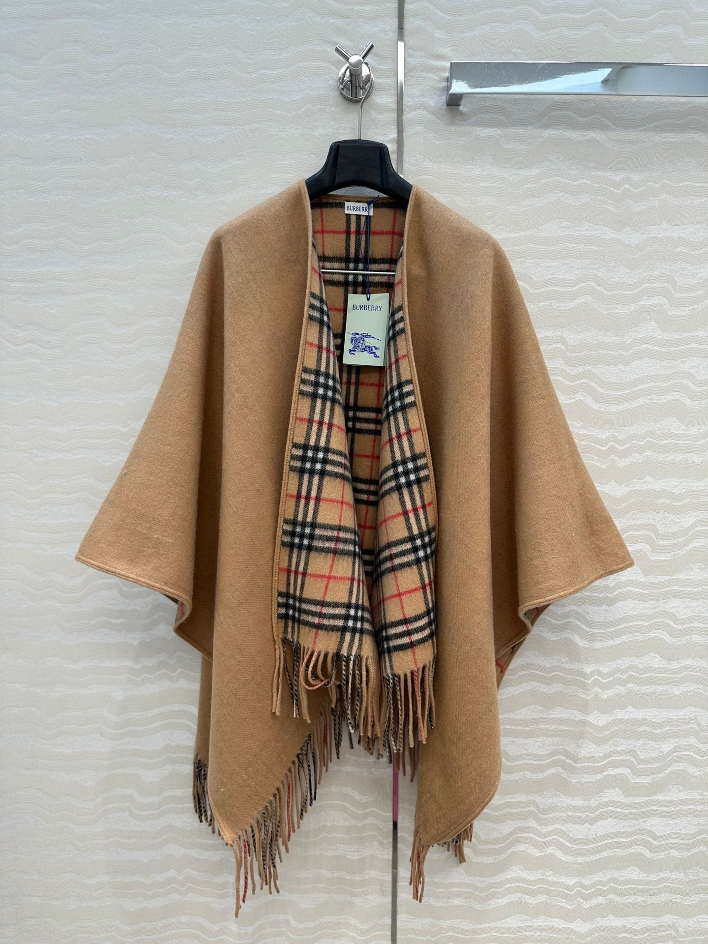 Burberry 26S Reversible Check Fringe Poncho Cape Black 440912