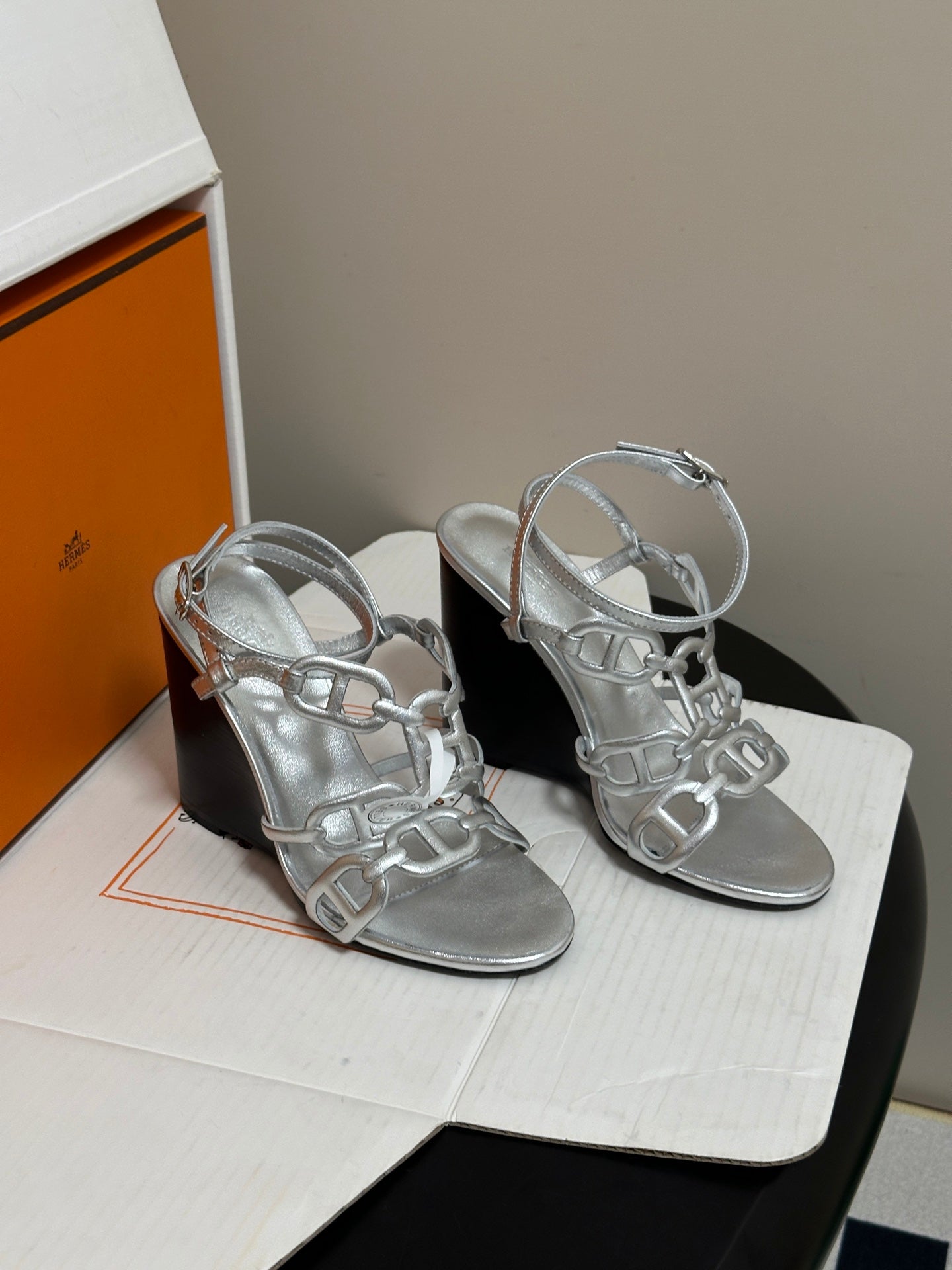HM 26s Noumea 85 Sandals 8.5cm Leather 185843