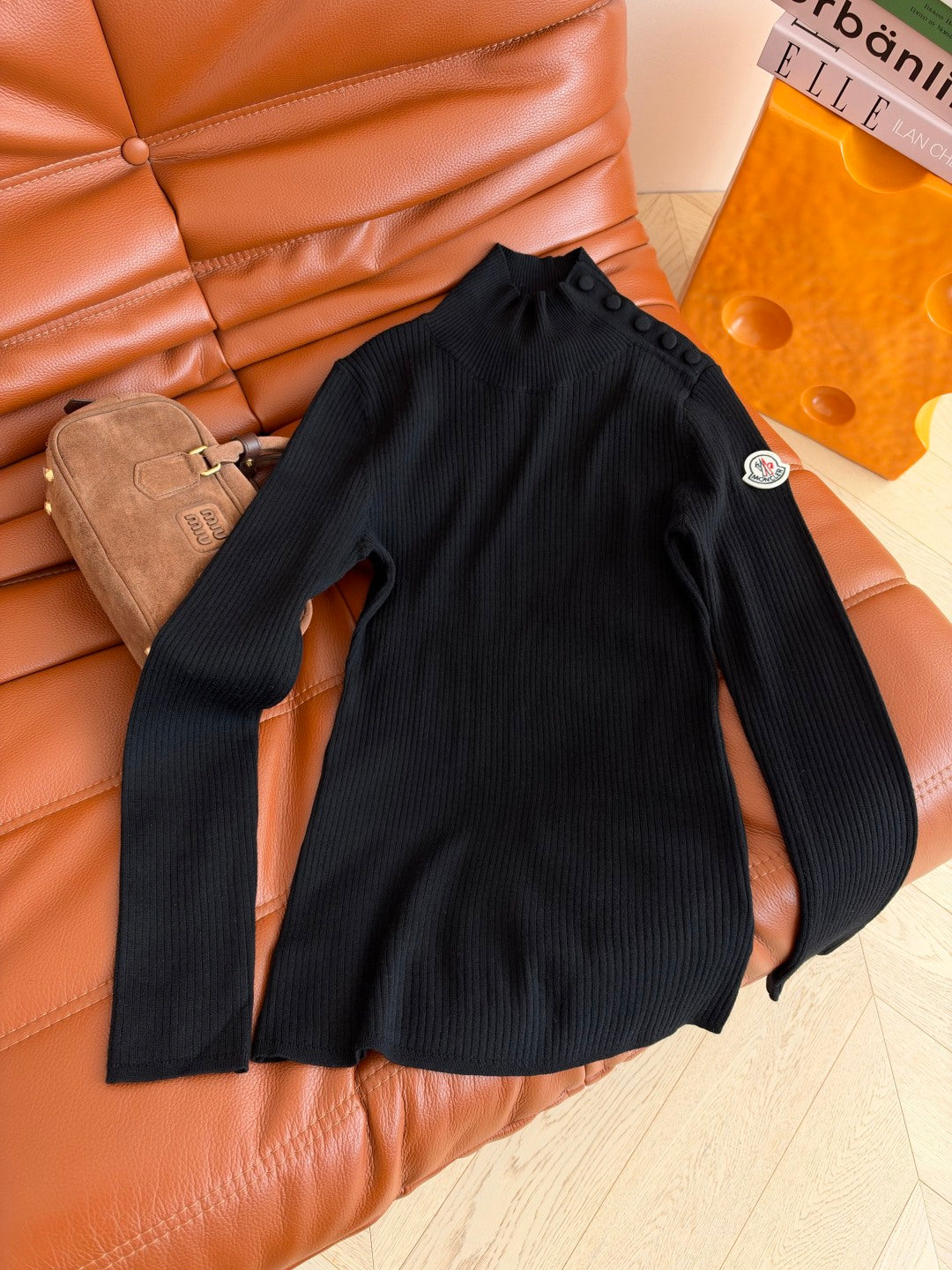 Moncler 26s Buttoned Shoulder Ribbed Knit Sweater Black Red 445049