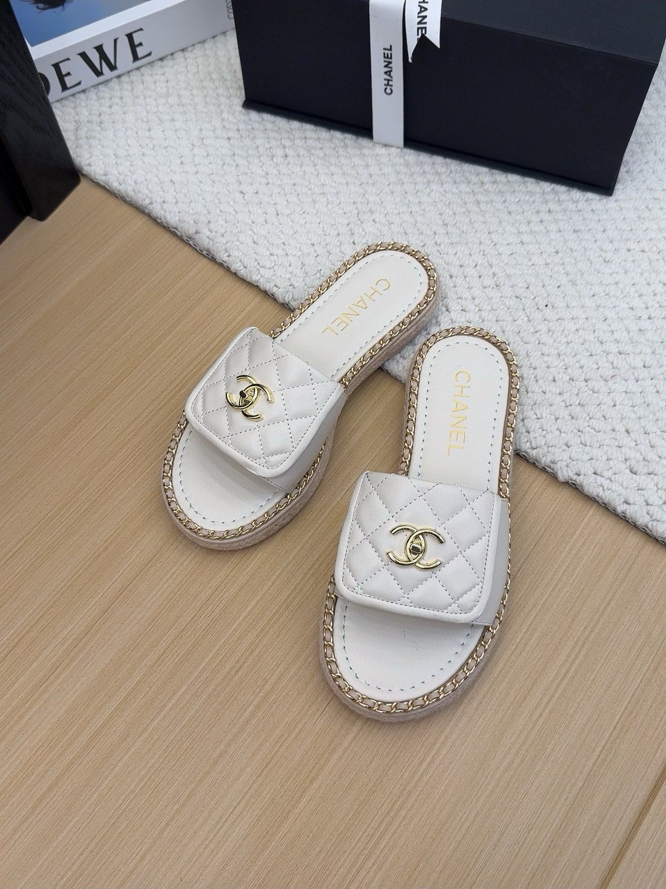 CC 25c Mule Quilted