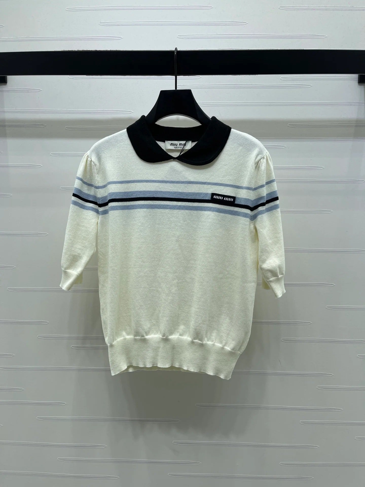 Miumiu 2026 Pan Collar Knit Short-sleeved Top Cream and Black Tencel 352458